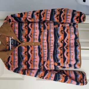 NWT Billabong Faux Fur Pullover Size Small